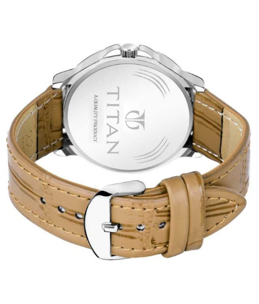 Stylish analog watch with unique design - ALL BRAND SHOP